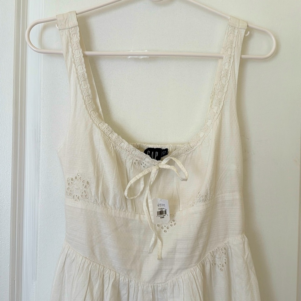 GAP Eyelet Scoop Neck Dress SIZE XXS COLOR NEW OFF WHITE- VERY DÔEN-esque